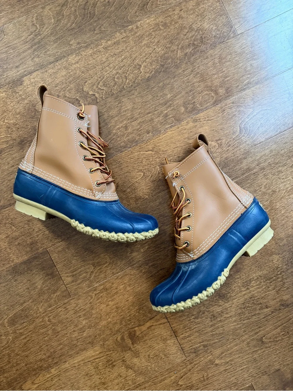 L.L Bean Navy Duck Rain 8” Boots